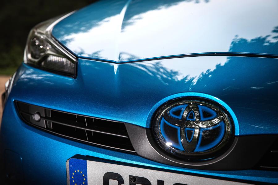 Детали экстерьера Toyota Prius 2019 года  (UK) (фото 28 из 37)